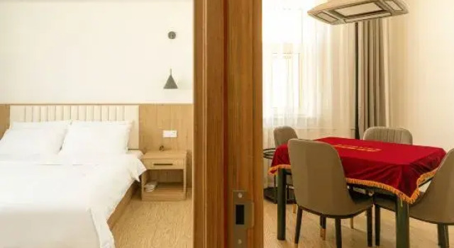 Люкс Qiqihar Golden Shield Holiday Hotel