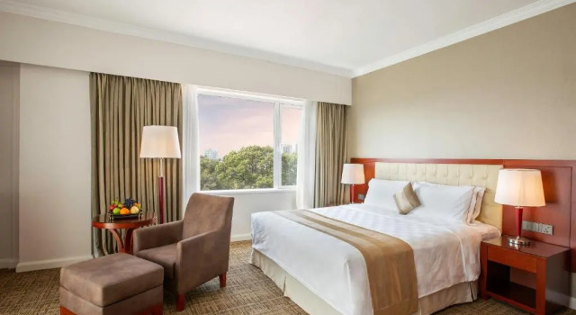 Номер Standard с балконом Equatorial Ho Chi Minh City