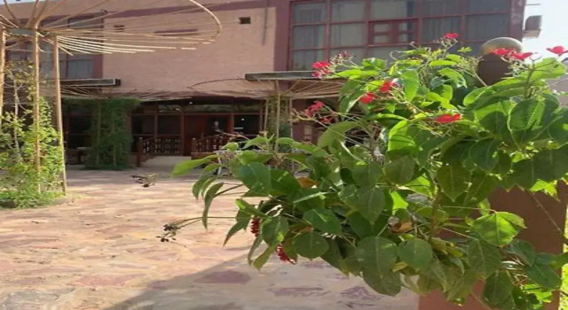 Mabiti hotel, Rezerwuj Hotel Al-Ula Medyna