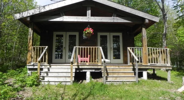 Коттедж Luxury Rumi Guest House on the Cabot Trail
