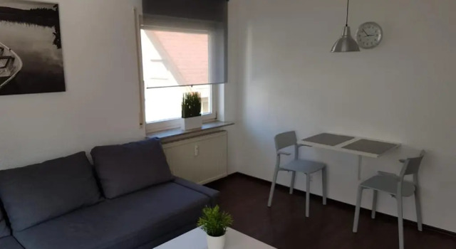 Ferien- und Businessapartment I Modern mit WLAN und Parkplatz nahe Zentrum, Automobil- und Tech-Firmen, Messe, Reserva ahora Apartamento Renningen Baden-Wurtemberg