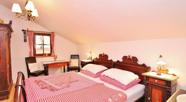 Vintage Apartment in Salzburg near Ski Area