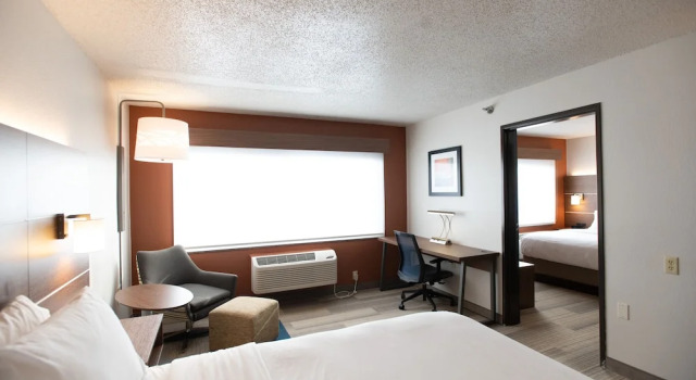 Люкс c 1 комнатой Holiday Inn Express Houghton-Keweenaw by IHG