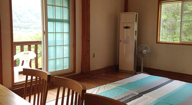 Yangsan (Baenaegol) Cozy Pension