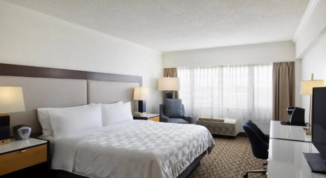 Run of House Holiday Inn Clark - Newark by IHG