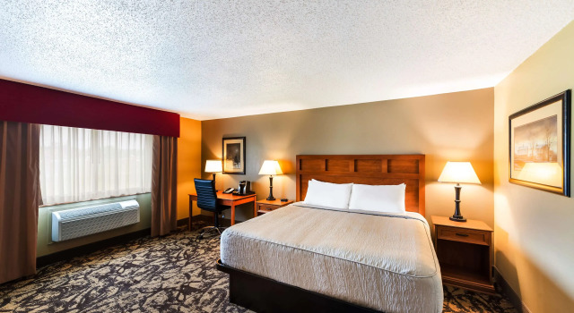 Двухместный люкс c 1 комнатой Best Western Derby Inn