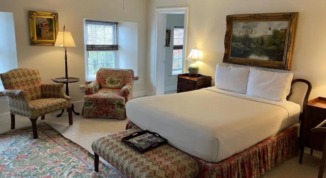Двухместный номер Standard The Inn at Montchanin Village, a Historic Hotel of America
