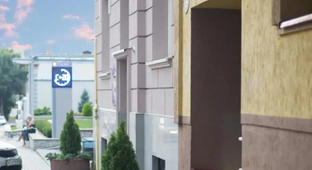 Hotel 18