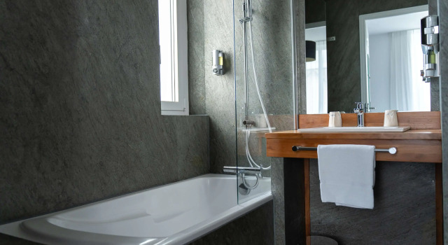 Номер Comfort Best Western Hotel De La Plage Saint Marc sur Mer