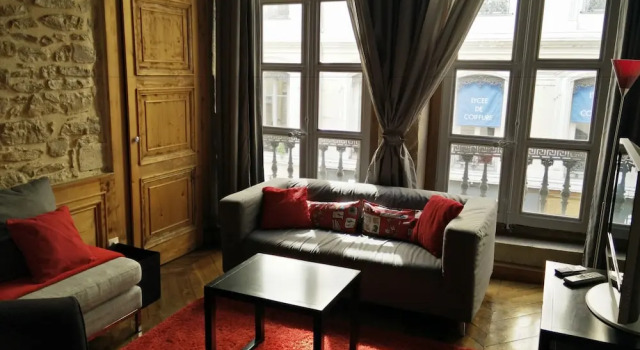 Constantine Terreaux, Rezerwuj Hotel Hotele w Rhône z parkingiem, Parking