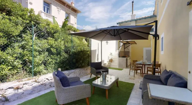Апартаменты Villa Capriciosa - Five Stars Holiday House