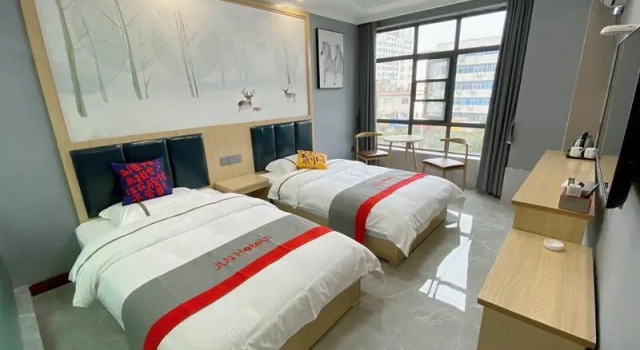 Jun Hotel Henan Luoyang Yichuan County Dukang Avenue Dazhang Supermarket, Rezervovat Hotel Yichuan Henan