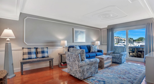 833 Ketch Court at The Sea Pines Resort, Забронировать Курортный отель Отели Хилтон-Хед-Айленд с парковкой, рядом с Stan Smith Tennis Academy, Парковка