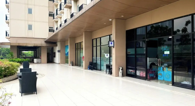 Spacious and Comfort Studio Apartment at Azalea Suites, Book Apartment Cikarang West Java