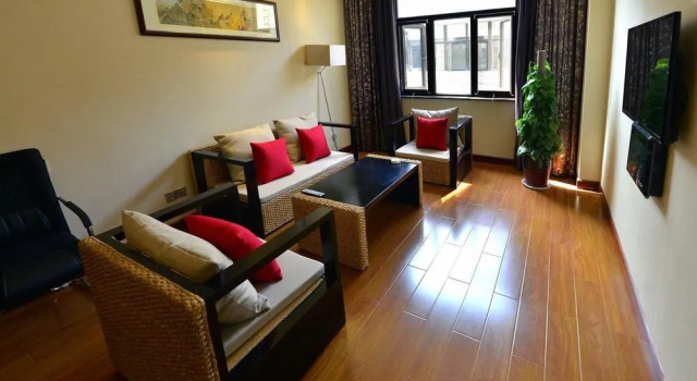 Zuolin Youli Hotel, Rezerwuj Hotel Hotele w Liaocheng z basenem, Basen
