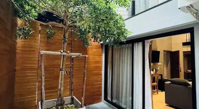 Люкс Woodstory Boutique Hotel