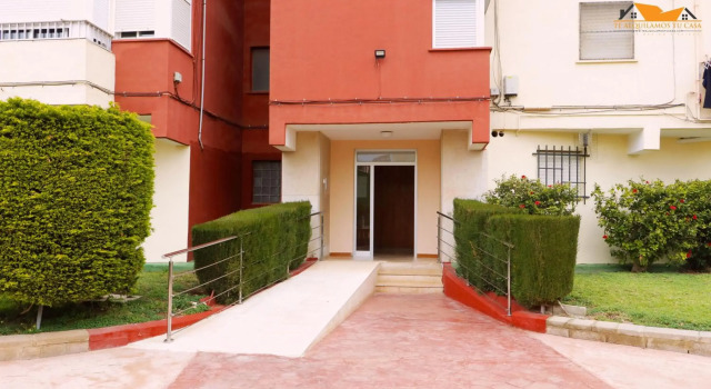 Apartamento doble, residencial con piscina, tenis, futbol, zona infantil, Забронировать Апартаменты/квартира Ла-Побла-де-Фарнальс 