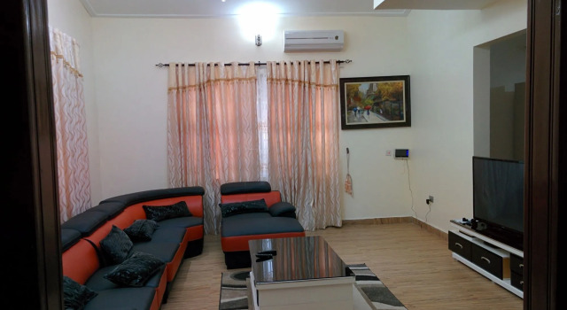 Shenocho Properties, Reserva ahora Hostal o pensión Hoteles en Gran Acra con aparcamiento, Aparcamiento