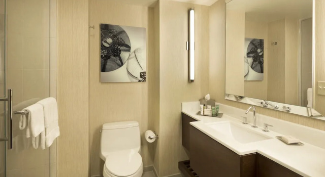 Четырёхместный номер Skyline View Hilton San Francisco Union Square