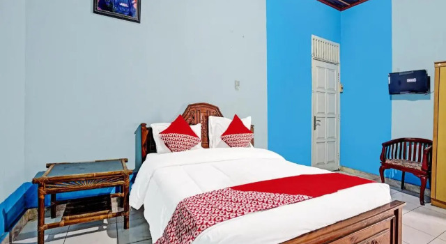 Номер Standard OYO 3205 Penginapan Mikial Ismi Kayuagung Syariah