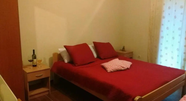 Apartmani Cuce, Book Hotel Hoteller i Kotor Riviera med parkering, Parkering