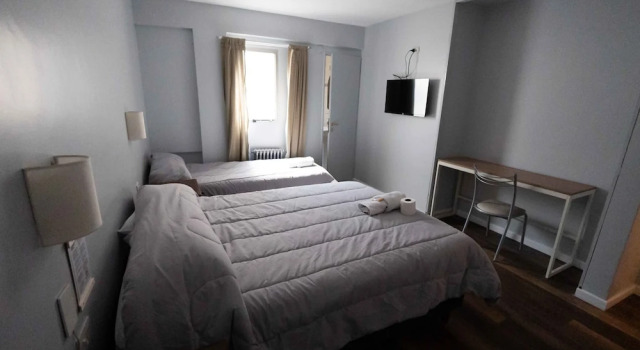 Кровать в общем номере Hotel Provincia