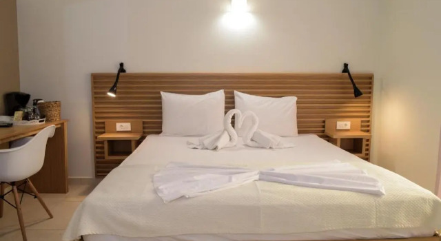 Трёхместный номер Standard с видом на море Mithos Premium Rooms