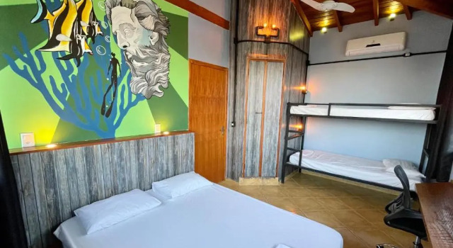 Двухместный номер Standard с балконом и с красивым видом из окна Green Haven Hostel