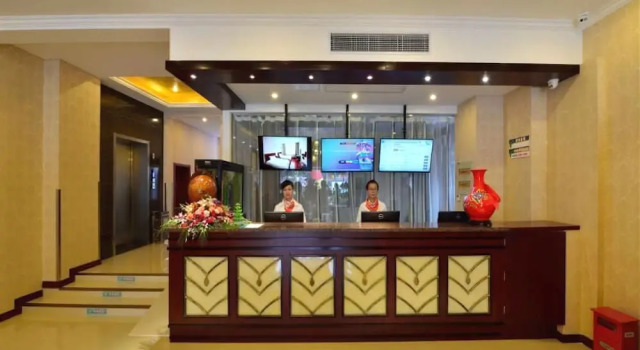Greentree Inn Xiongzhou Rd Express Hotel, Prenota Hotel Nanchino Jiangsu