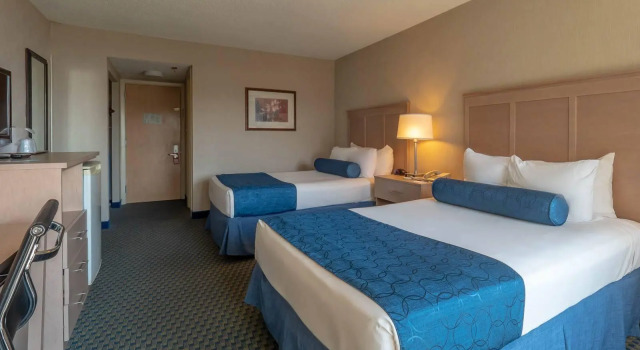 Номер Standard с частичным видом на океан Atlantic Sands Hotel & Conference Center