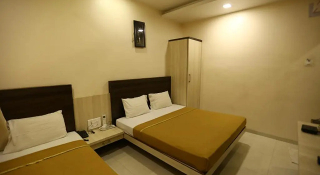 Трёхместный номер Standard Hotel Madhuri Executive