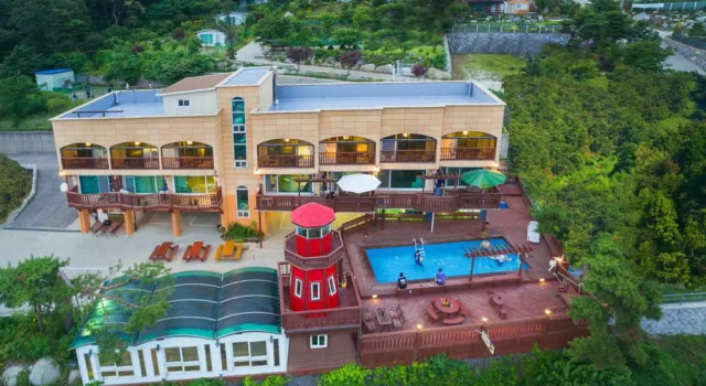 Bada yojung Pension, Prenota Hotel Hotel a Gyeonggi-do con parcheggio, Parcheggio