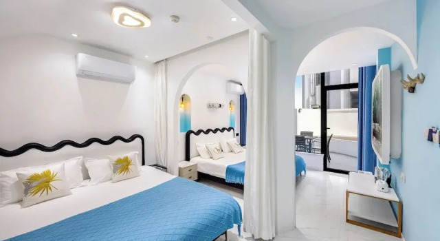 Четырёхместный номер Comfort Shanghai Yinxubai Designer Homestay