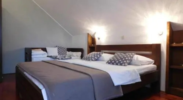 Apartments and Rooms Štefanac, Book Lejlighed Hoteller i Slunj med parkering, Parkering
