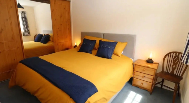 Mortons Cottage, Book Feriehus Hoteller i Gloucestershire med parkering, Parkering