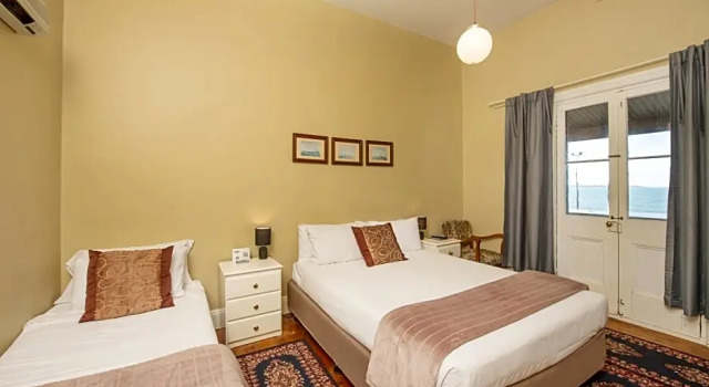 Номер Economy Anchorage Seafront Hotel