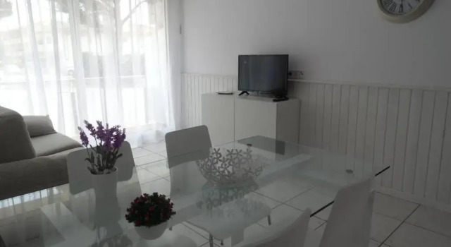 Apartamento recién reformado a 3 min de la playa, Забронировать Апартаменты/квартира Апартаменты Baix Empordà, Апартаменты/квартира