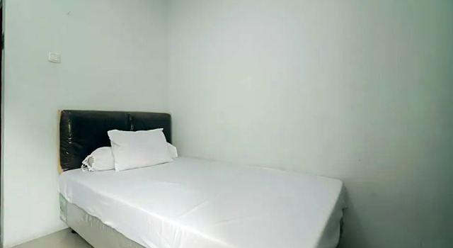 KoolKost Syariah near Kampus Utama Universitas Budi Luhur, Book Hotel Jakarta Jakarta Province