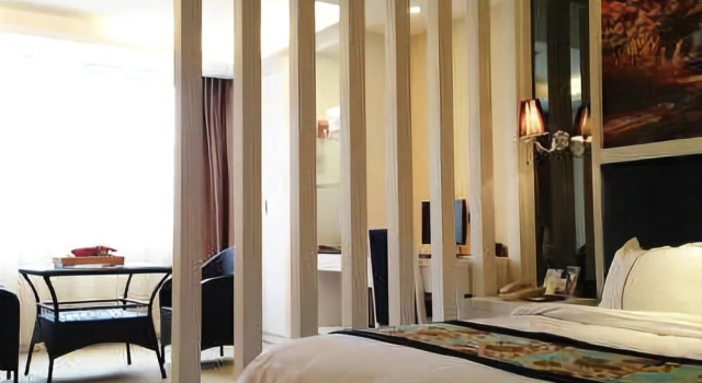 Crown Bussiness Hotel, Book Hotel Zhumadian Henan