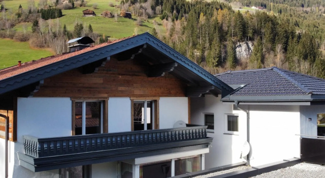 Cozy Holiday Home in Königsleiten near Ski Bus Stop