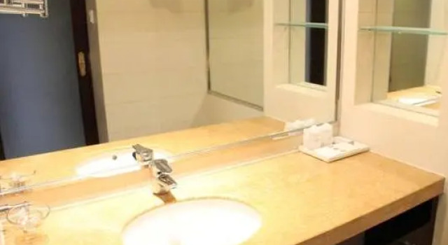 She & He Apartment - Zhujiang New Offshore