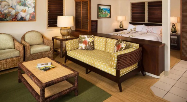 Люкс с 2 комнатами с видом на океан Hanalei Colony Resort