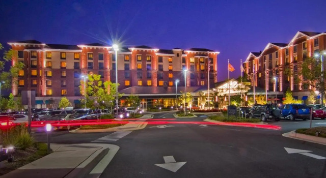Кровать в общем номере Hilton Garden Inn Rockville - Gaithersburg