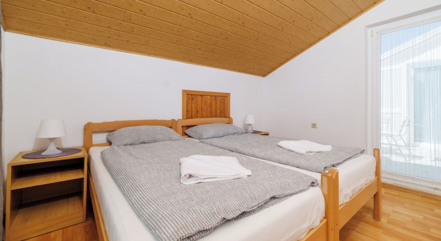 Apartments Nana, Забронировать Апартаменты/квартира Отели Нови-Винодолски с парковкой, рядом с Пляж Нови, Парковка