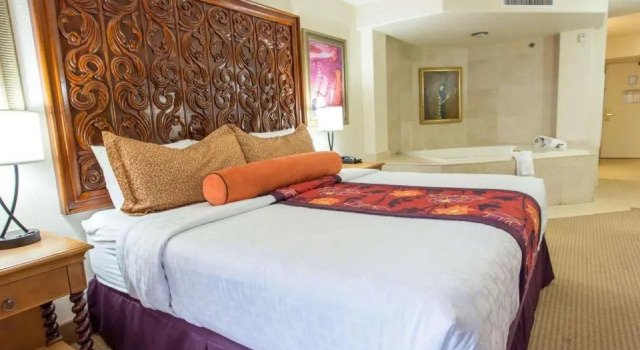 Номер Standard с частичным видом на океан Castillo Real St Augustine Beach,Tapestry Collection Hilton