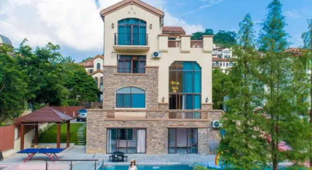 Huizhou Nankunshan R&F Health Valley Mitu Pool Villa