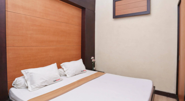 RedDoorz Near Padma Beach, Prenota Hotel Mas Bali