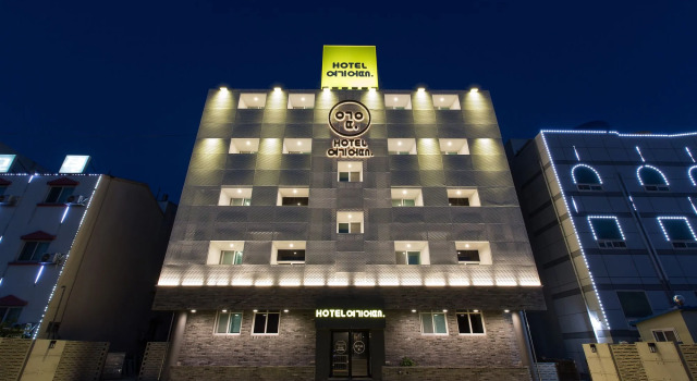 Hotel Yeogiuhtte Gangneung Gyeongpo, Забронировать Отель Каннын Канвондо