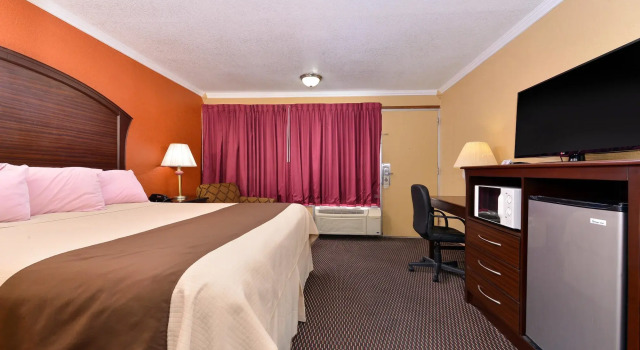Americas Best Value Inn Schulenburg, Забронировать Отель Отели Шуленбург с завтраком, рядом с Музей Stanzel Model Aircraft, Завтраки