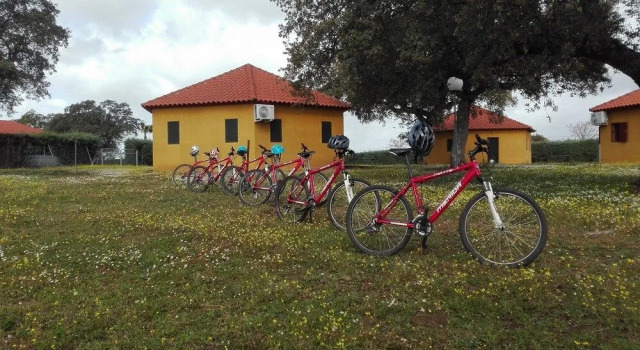 ALBERGUE TURÍSTICO DE CORNALVO, Buchen Sie Hostel Hostels in Extremadura, Hostel